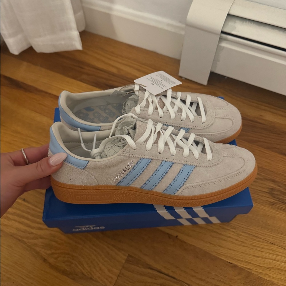 NWT adidas spezial sneakers